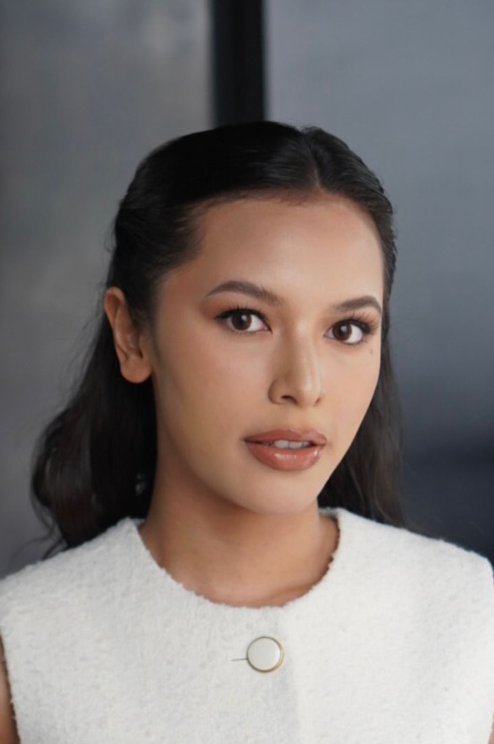 Clean Soft Glam